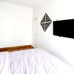 Paris Appartement A 2 Pas Du Metro